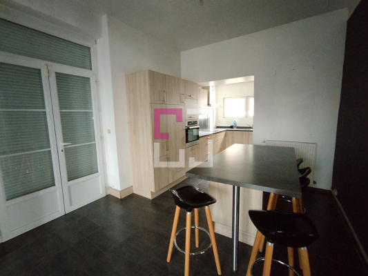 
Maison SERAUCOURT-LE-GRAND 8 pièces 181 m²
