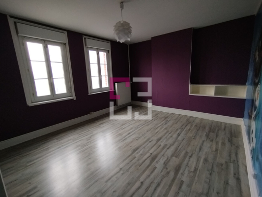 
Maison SERAUCOURT-LE-GRAND 8 pièces 181 m²
