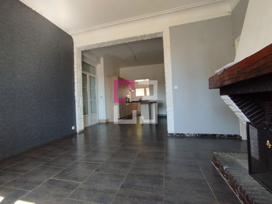 
Maison SERAUCOURT-LE-GRAND 8 pièces 181 m²
