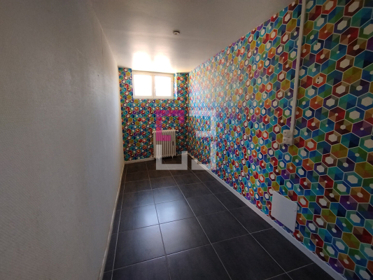 
Maison SERAUCOURT-LE-GRAND 8 pièces 181 m²
