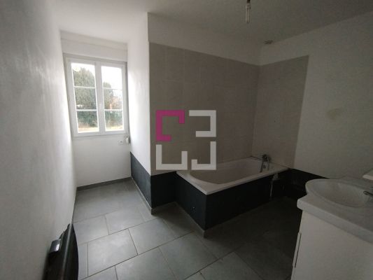 
Maison LA FERTE CHEVRESIS 4 pièces 88 m²
