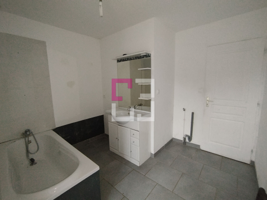 
Maison LA FERTE CHEVRESIS 4 pièces 88 m²
