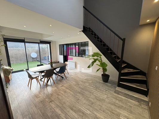 
Maison Saint Quentin 6 pièce(s) 154 m2
