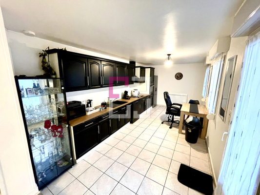 
Maison Rénovée 2 chambres Guise avec Extérieur
