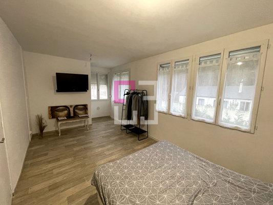 
Maison Rénovée 2 chambres Guise avec Extérieur
