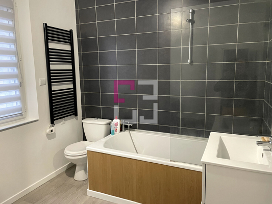 
Maison Rénovée 2 chambres Guise avec Extérieur
