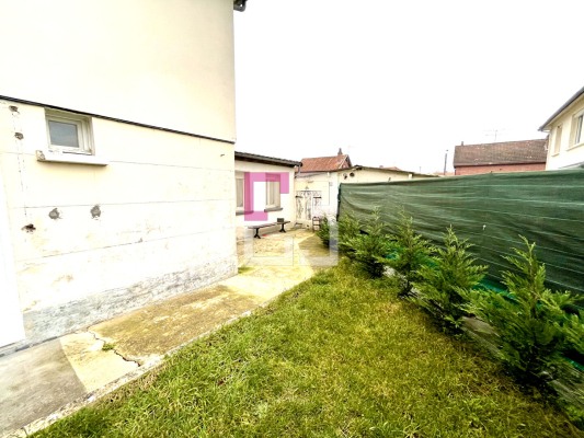 
Maison Rénovée 2 chambres Guise avec Extérieur
