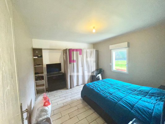 
Maison 3 chambres Village Calme Avec Grand garage
