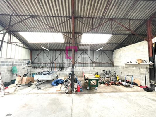 
Maison 3 chambres Village Calme Avec Grand garage
