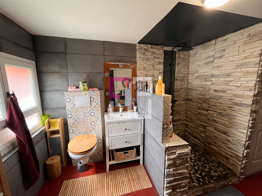 
Maison Boue 4 pièce(s) 178 m2
