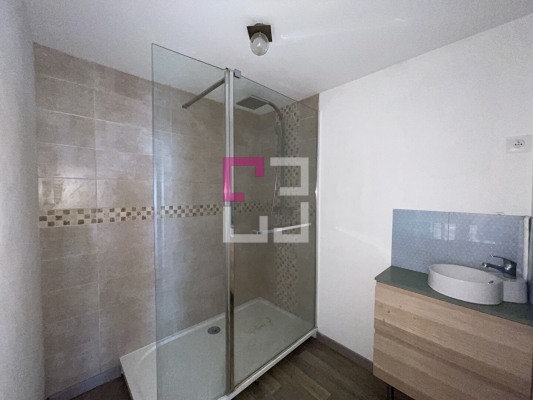 
Immeuble de rapport Montcornet 4 pièce(s) 139 m2
