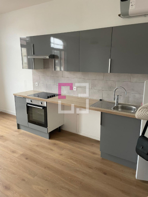 
Immeuble Hirson 8 pièce(s) 167.2 m2
