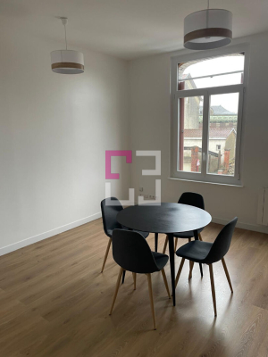 
Immeuble Hirson 8 pièce(s) 167.2 m2
