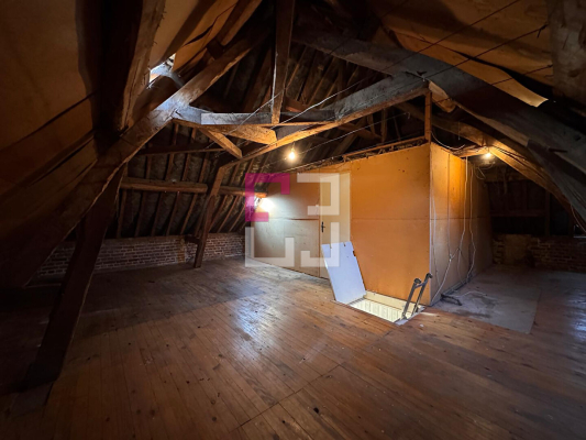 
Maison ESMERY HALLON 4 Pièces 79 m²
