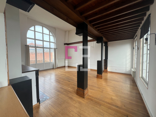 
Appartement Saint Quentin 5 pièce(s) 153.10 m2
