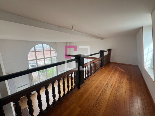 
Appartement Saint Quentin 5 pièce(s) 153.10 m2
