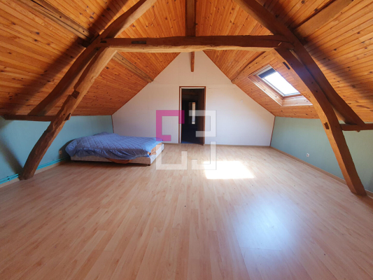 
Maison Ribemont 5 pièce(s) 162 m2
