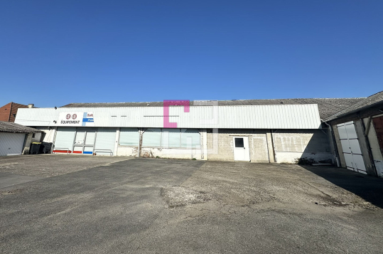 
Local professionnel CHAUNY 660m²
