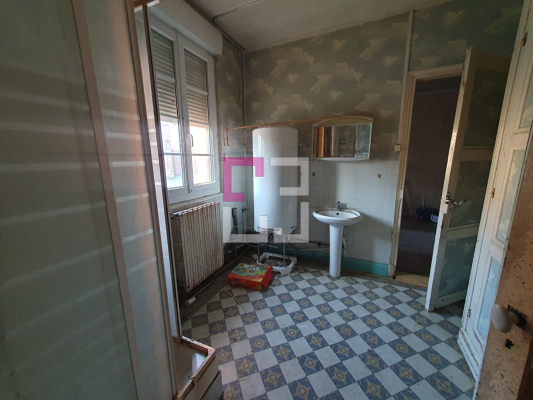 
Maison Regny 5 pièce(s) 121 m2
