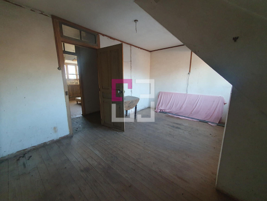 
Maison Regny 5 pièce(s) 121 m2
