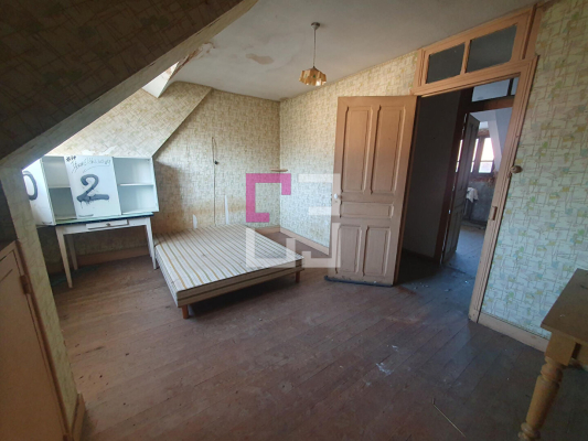 
Maison Regny 5 pièce(s) 121 m2
