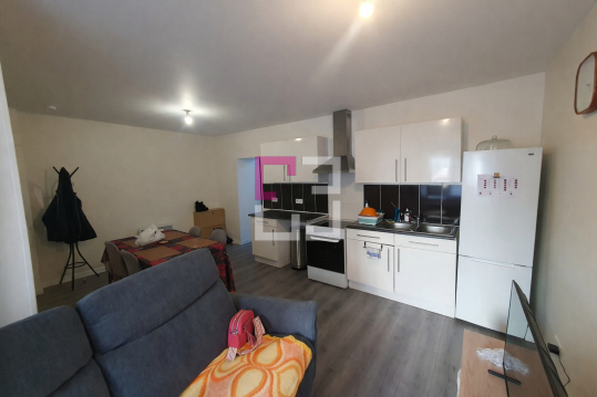 
Immeuble Saint Quentin 11 pièce(s) 277 m2
