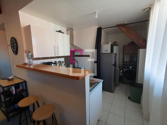 
Immeuble Saint Quentin 11 pièce(s) 277 m2
