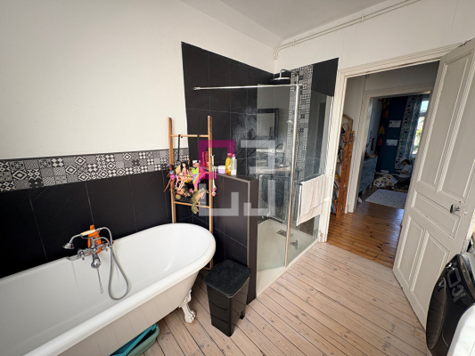 
Maison Moy De L Aisne 5 pièce(s) 131 m2
