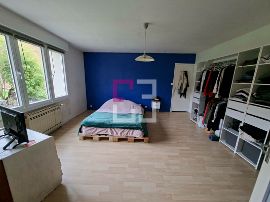 
Maison Wimy 9 pièce(s) 216 m2
