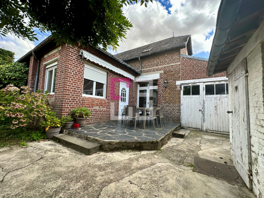 
Maison Flavy Le Martel 6 pièce(s) 161m²
