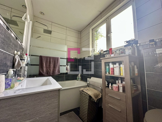 
Maison Flavy Le Martel 6 pièce(s) 161m²
