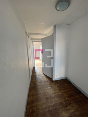 
Appartement Saint Quentin 3 pièce(s) 66.13 m2
