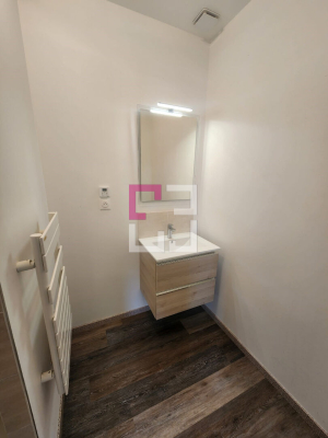 
Appartement au 2éme étage dans le centre ville de CHAUNY
