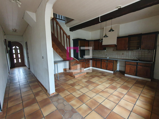 
Maison Sissy 8 pièce(s) 165m2
