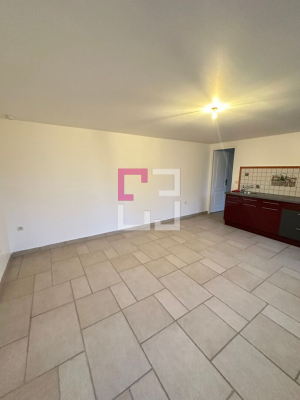 
Maisonnette Baboeuf 1 pièce(s) 25.70 m2
