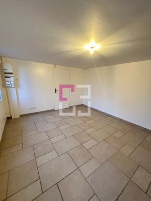 
Maisonnette Baboeuf 1 pièce(s) 25.70 m2
