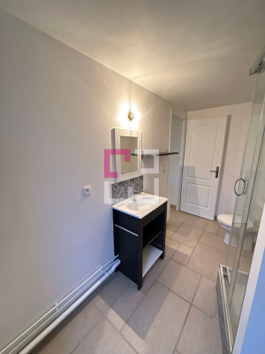 
Maisonnette Baboeuf 1 pièce(s) 25.70 m2
