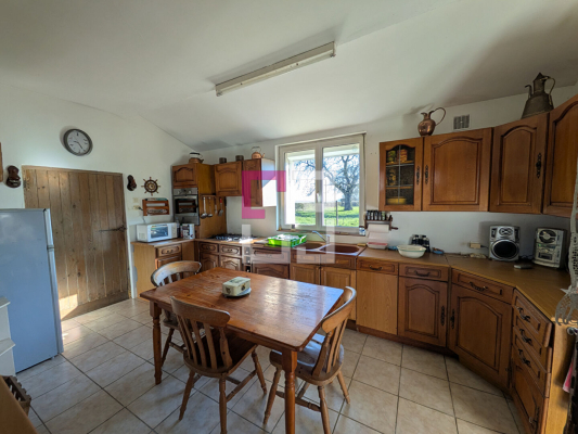 
Corps de ferme Molain 5 pièce(s) 104 m2
