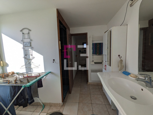 
Corps de ferme Molain 5 pièce(s) 104 m2
