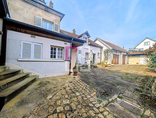 
Maison Noyon 12 pièce(s) 250 m2
