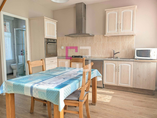 
Maison Noyon 12 pièce(s) 250 m2
