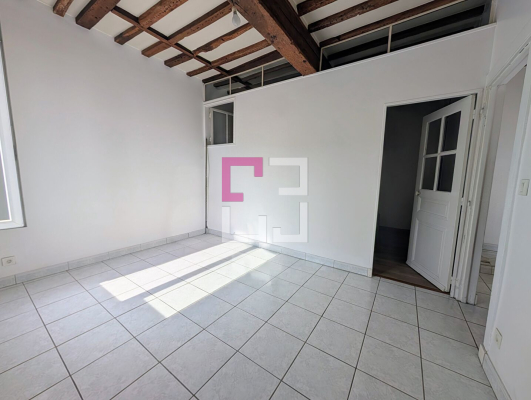 
Maison Noyon 12 pièce(s) 250 m2
