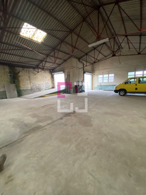 
Entrepôt / local industriel Mont D Origny 450 m2

