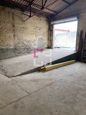 
Entrepôt / local industriel Mont D Origny 450 m2
