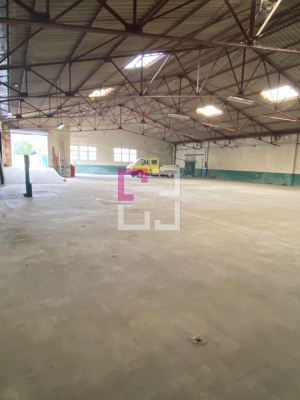 
Entrepôt / local industriel Mont D Origny 450 m2
