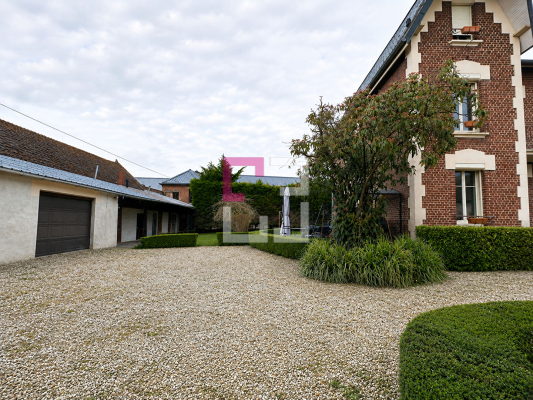 
Maison Anguilcourt Le Sart 7 pièce(s) 203 m2
