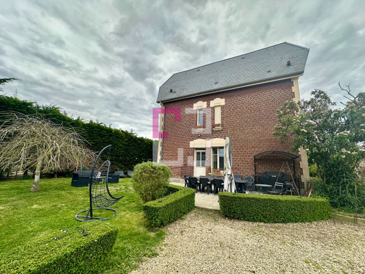 
Maison Anguilcourt Le Sart 7 pièce(s) 203 m2
