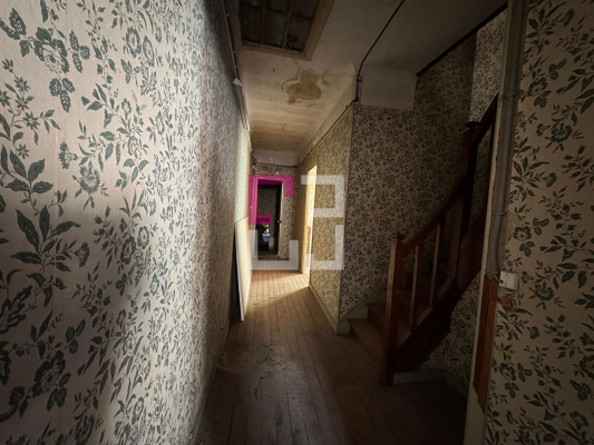 
Immeuble Ham 5 pièce(s) 170 m2
