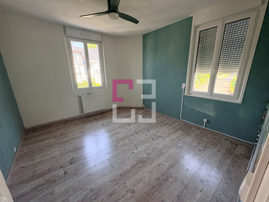 
Maison Moy De L Aisne 4 pièce(s) 98 m2
