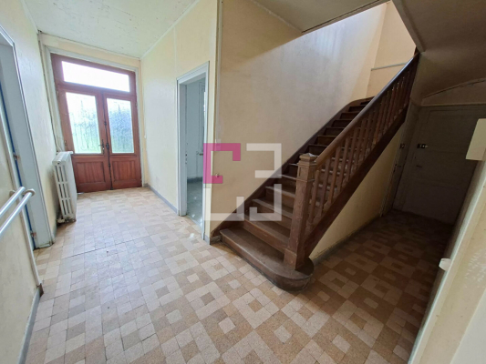 
Maison Braye En Thierache 9 pièce(s) 217 m2
